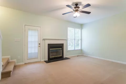 8 Flagstaff Ct, Durham, NC 27713 photo 7