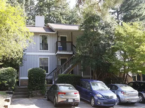 5816 Pointer Dr #101, Raleigh, NC 27609 photo 2