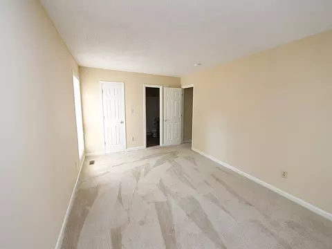 5816 Pointer Dr #101, Raleigh, NC 27609 photo 9