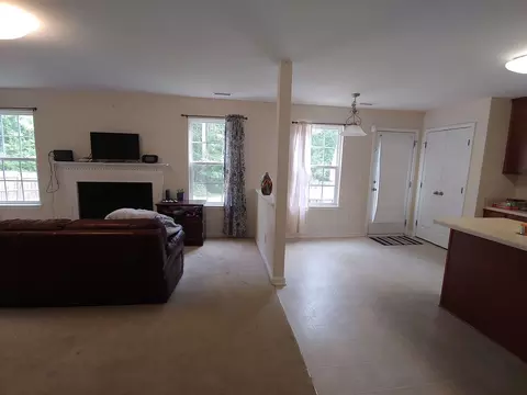 328 Weeping Willow Dr, Durham, NC 27704 photo 8