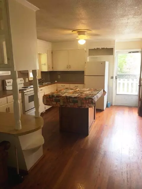 237 Hargrove Rd, Roxboro, NC 27574 photo 6