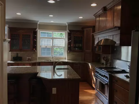 110 Panoramic Ct, Cary, NC 27519 photo 2