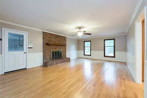 5208 Hallmark Rd, Durham, NC 27712 photo 2