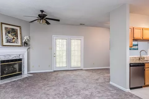 39 Forest Green Dr, Durham, NC 27705 photo 6