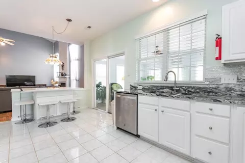 103 Hearthside Ct, Apex, NC 27502 photo 9