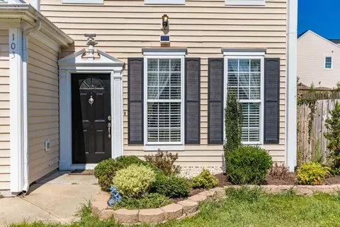 103 Hearthside Ct, Apex, NC 27502 photo 3