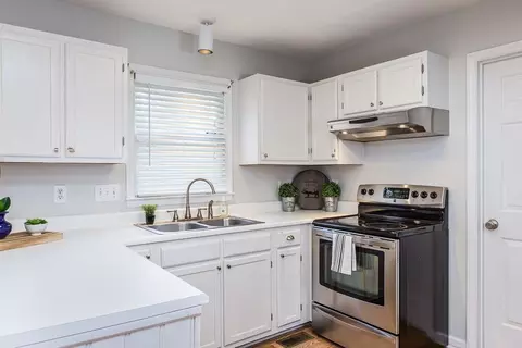 5705 Walnut Cove Dr, Durham, NC 27713 photo 8
