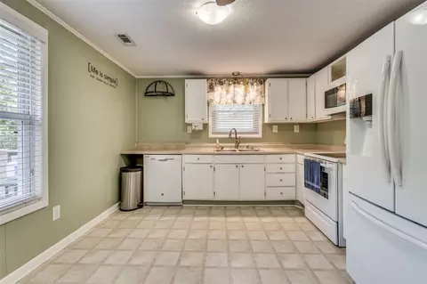 923 Spruce Pine Trl, Durham, NC 27705 photo 8