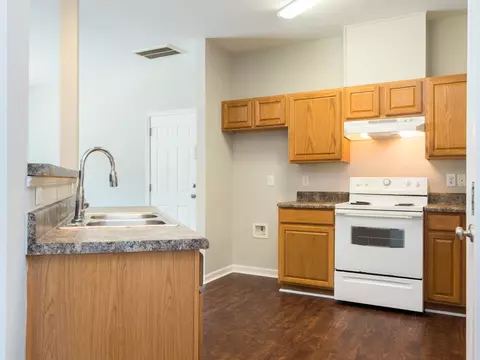5 Founders Cir, Durham, NC 27703 photo 6