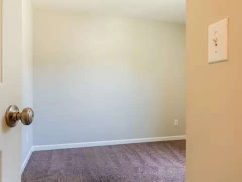 5 Founders Cir, Durham, NC 27703 photo 18