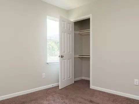 5 Founders Cir, Durham, NC 27703 photo 17