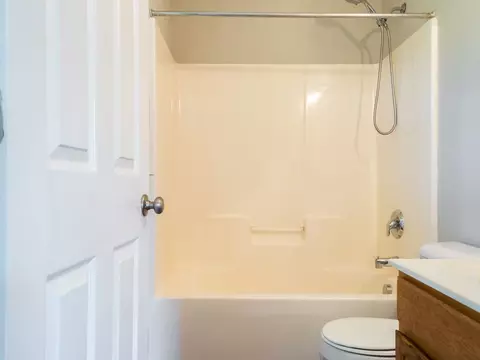 5 Founders Cir, Durham, NC 27703 photo 12