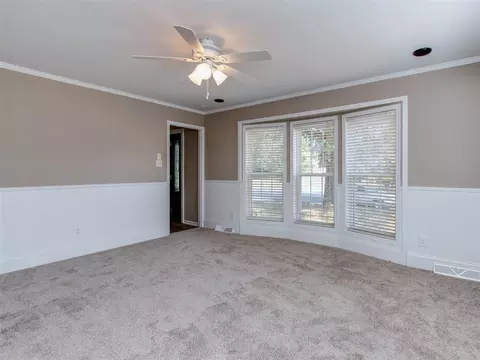 1507 Broadway Dr, Graham, NC 27253 photo 4