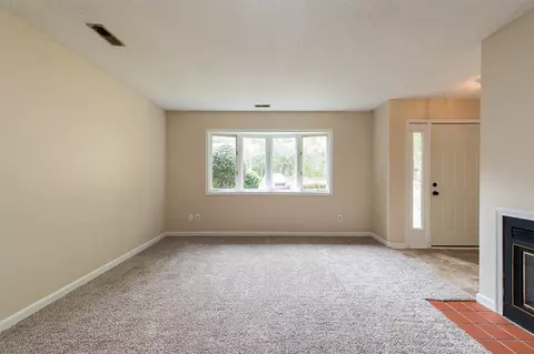 136 Hollyhock Ct, Durham, NC 27713 photo 8