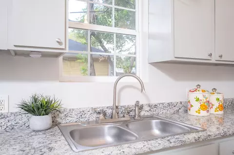 1105 Taylor St, Durham, NC 27701 photo 11