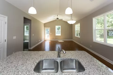 3216 Dearborn Dr, Durham, NC 27704 photo 9