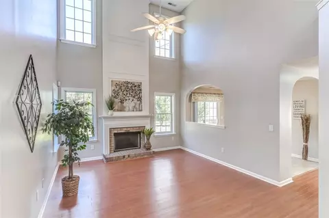 4 Sandy Bluff Ct, Durham, NC 27703 photo 3