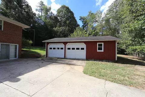 2901 Gretmar Dr, Durham, NC 27705 photo 2