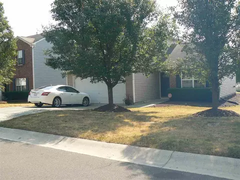 504 Weeping Willow Dr, Durham, NC 27704 photo 3