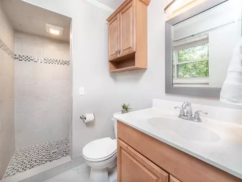 404 SE Maynard Rd, Cary, NC 27511 photo 16