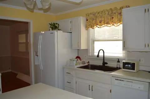 724 Carver St, Durham, NC 27704 photo 5