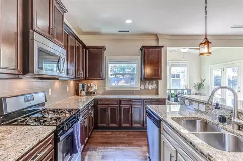 1060 Adams Point Dr, Garner, NC 27529 photo 12