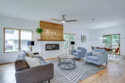 1211 Gilbert St, Durham, NC 27701 photo 4