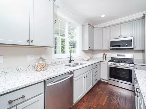 910 N Elizabeth St, Durham, NC 27701 photo 8