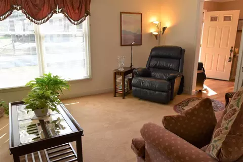 1410 Rowemont Dr, Durham, NC 27705 photo 5