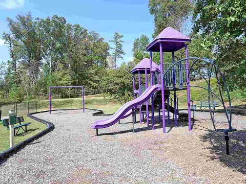 614 Ashburn Ln, Durham, NC 27703 photo 28