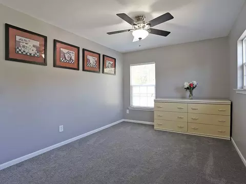 614 Ashburn Ln, Durham, NC 27703 photo 21