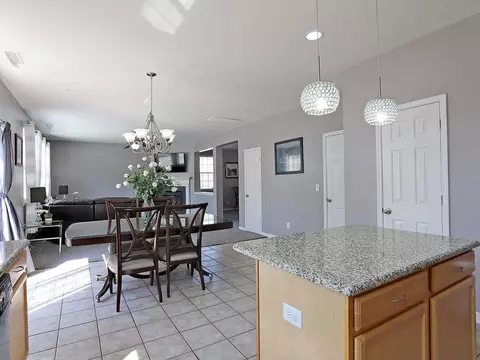 614 Ashburn Ln, Durham, NC 27703 photo 11