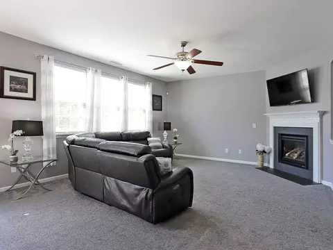 614 Ashburn Ln, Durham, NC 27703 photo 7