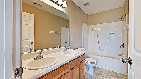 2033 Spring Creek Dr, Durham, NC 27704 photo 7