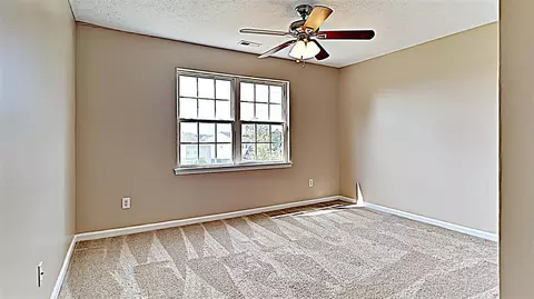 2033 Spring Creek Dr, Durham, NC 27704 photo 8