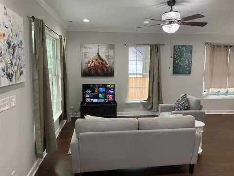 1302 E Main St, Durham, NC 27703 photo 6