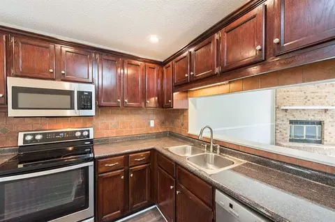 3 Durbin Pl, Durham, NC 27705 photo 3
