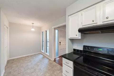4100 Five Oaks Dr, Durham, NC 27707 photo 7