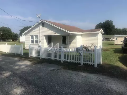406 Mason Dr, Erwin, NC 28339 photo 1