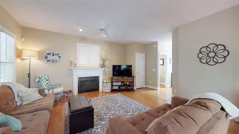 310 Longbourn Dr, Wake Forest, NC 27587 photo 4