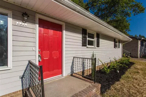 1522 Lantern Pl, Durham, NC 27707 photo 2