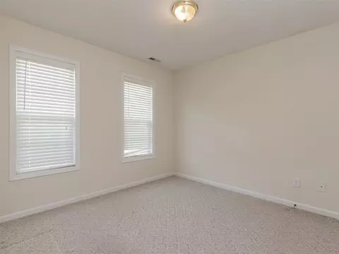 2504 Dovetail Dr, Durham, NC 27704 photo 11