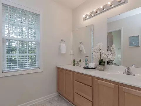 2504 Dovetail Dr, Durham, NC 27704 photo 10