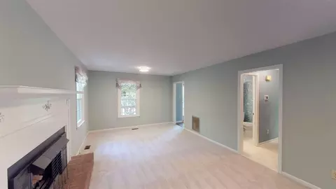 5905 Crabapple Rd, Durham, NC 27712 photo 3