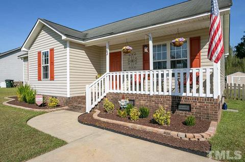 23 Atlantic Ave, Benson, NC 27504 photo 2