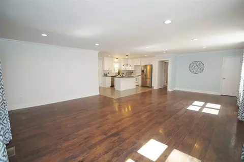 604 Lakeview Rd, Durham, NC 27712 photo 6