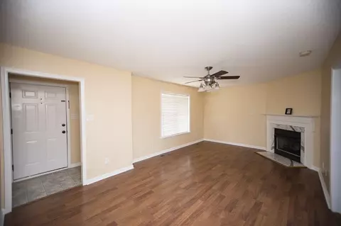 25 Boardwalk Ave, Benson, NC 27504 photo 4