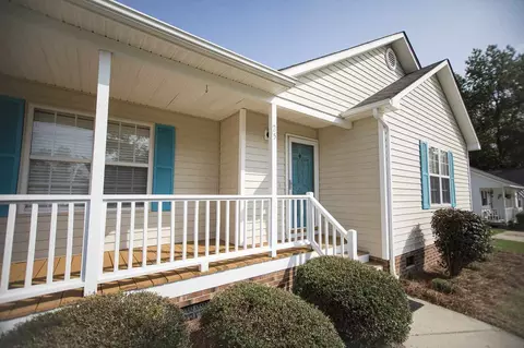 25 Boardwalk Ave, Benson, NC 27504 photo 3