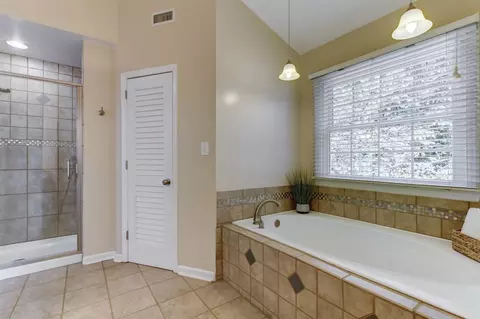 110 Ashwyn Ct, Cary, NC 27518 photo 15
