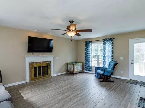 54 Windsor Dr, Angier, NC 27501 photo 5